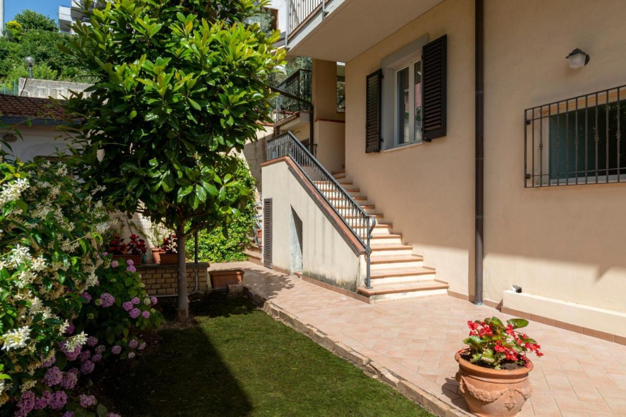 Casa Rubini Apartment Teramo Exterior photo